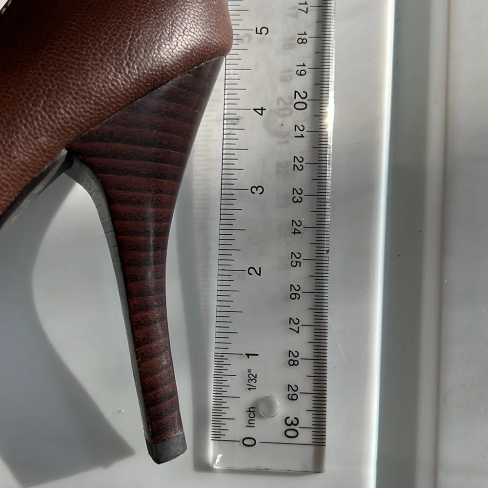 Michael Kors Leather heels - Picture 7 of 7